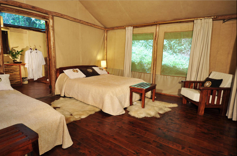 Sanctuary Gorilla Forest Camp Hotel Ntungamo  Luaran gambar
